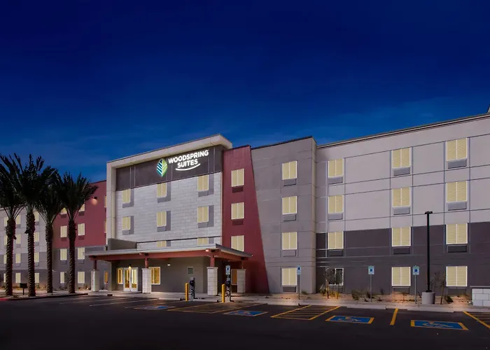 Woodspring Phoenix Medical Center